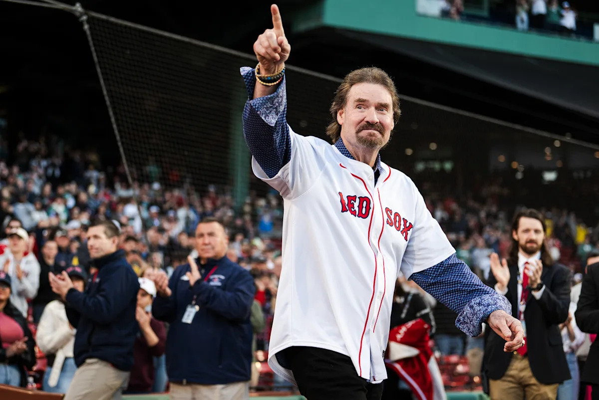 Hall of Famer Wade Boggs says he is cancer-free 2 years after prostate cancer diagnosis hits headlines