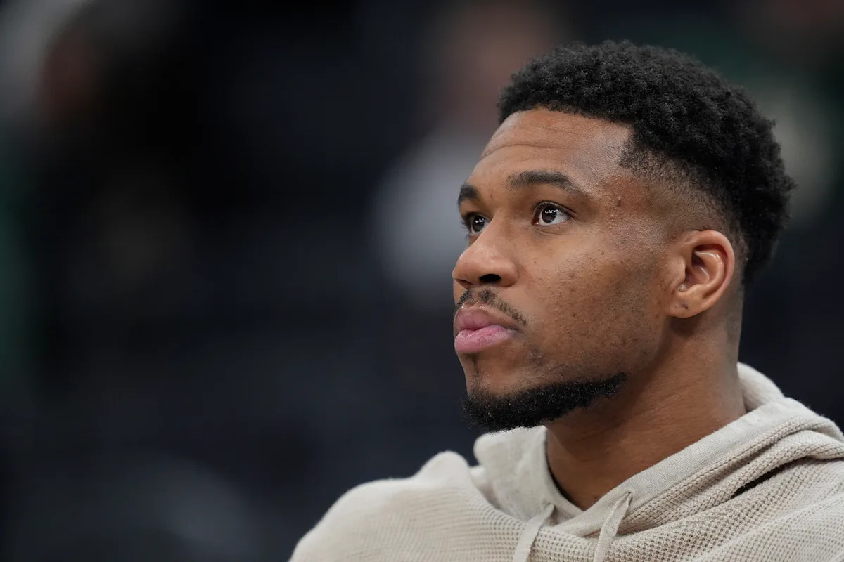 Bucks reportedly listening to Giannis trade offers Front-running up to NBA Draft takes center stage