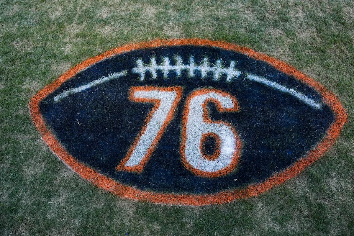 Bears HoFer Steve McMichael diagnosed with CTE year after death takes center stage