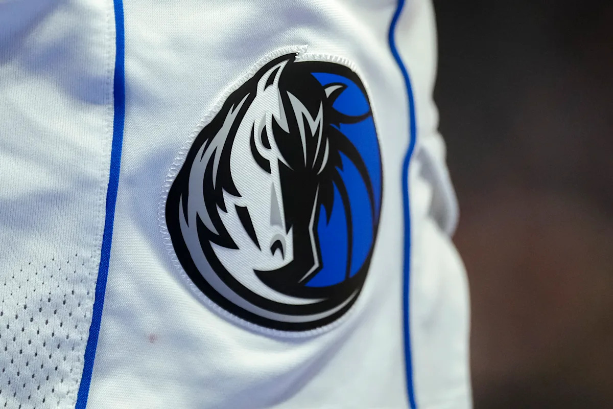 Mavs hire Mike Schmitz as GM, officially replacing Nico Harrison takes center stage